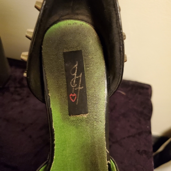 Skull platforms - Picture 2 of 4